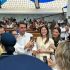 Flávio Bolsonaro vai à missa no Dia da Padroeira do Brasil após semanas de embates com católicos flavio-bolsonaro-missa-dia-padroeira-brasil-embates-catolicos
