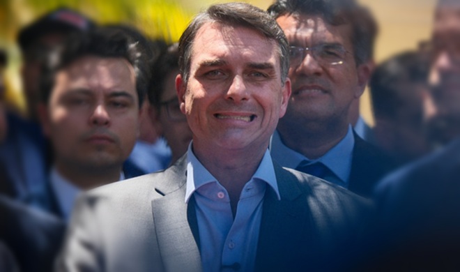 Flávio Bolsonaro rejeita fim escala 6x1 defende proposta reduzir salários