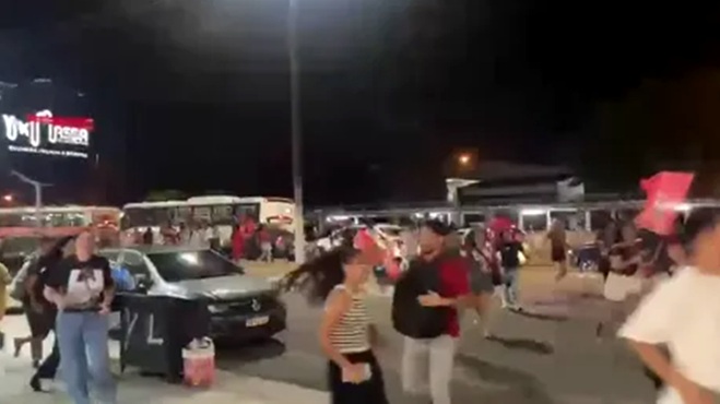 Homem sacou arma manifestação pacífica pró-Lula PM folga