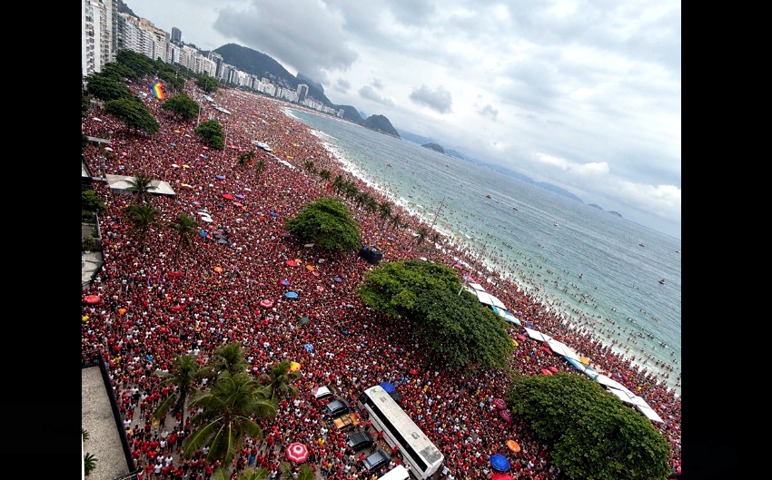 Multidão Copacabana ato pró-Lula manifestação Paulista receber críticas cobertura Globo