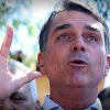 tesouraco-prometido-flavio-bolsonaro-atingir-aposentadorias-programas-sociais-vale-gas-farmacia-popular