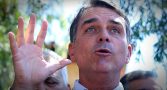 tesouraco-prometido-flavio-bolsonaro-atingir-aposentadorias-programas-sociais-vale-gas-farmacia-popular